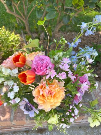 Fresh Floral Bouquet Workshop image 2