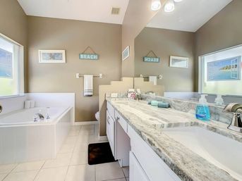 Ariel Home with Pool & Hot Tub 10 Miles from Disney World image 24