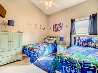 Ariel Home with Pool & Hot Tub 10 Miles from Disney World image 15