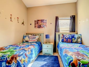 Ariel Home with Pool & Hot Tub 10 Miles from Disney World image 16