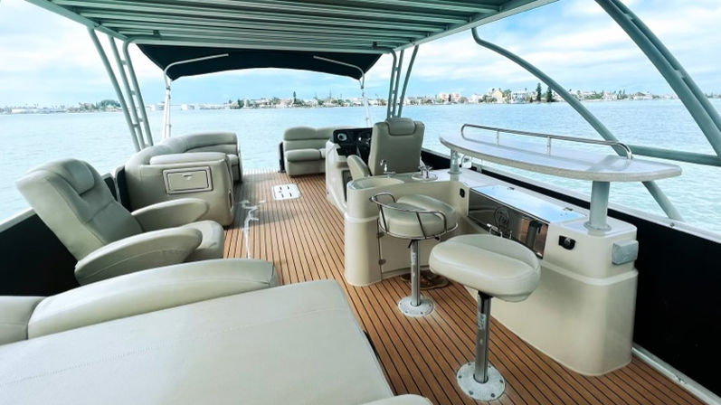 32ft "Fine Tooning" Double Decker Luxury Pontoon Boat image 3