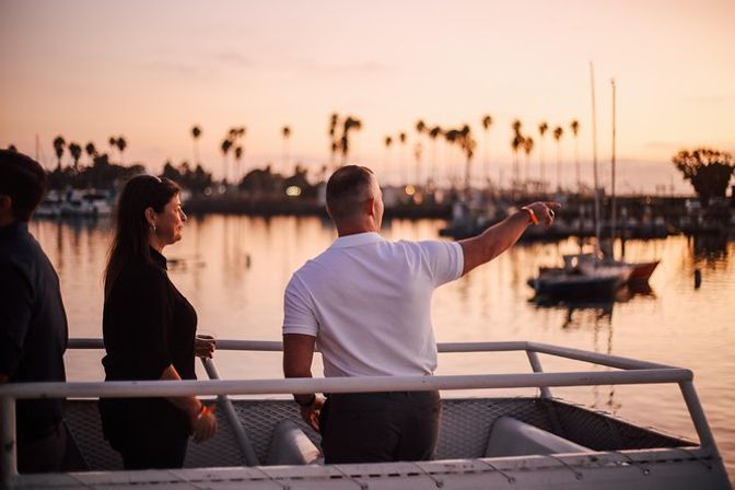 Private Sunset San Diego Bay Cruise with Complementary Drinks & Snacks image 1