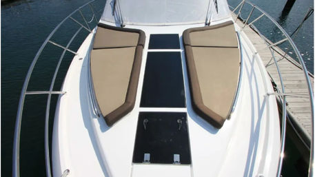 Galeon 430 Sky 43' Yacht Charter image 5