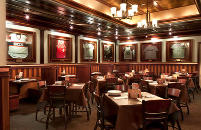 Lou Malnati's Pizzeria image 4