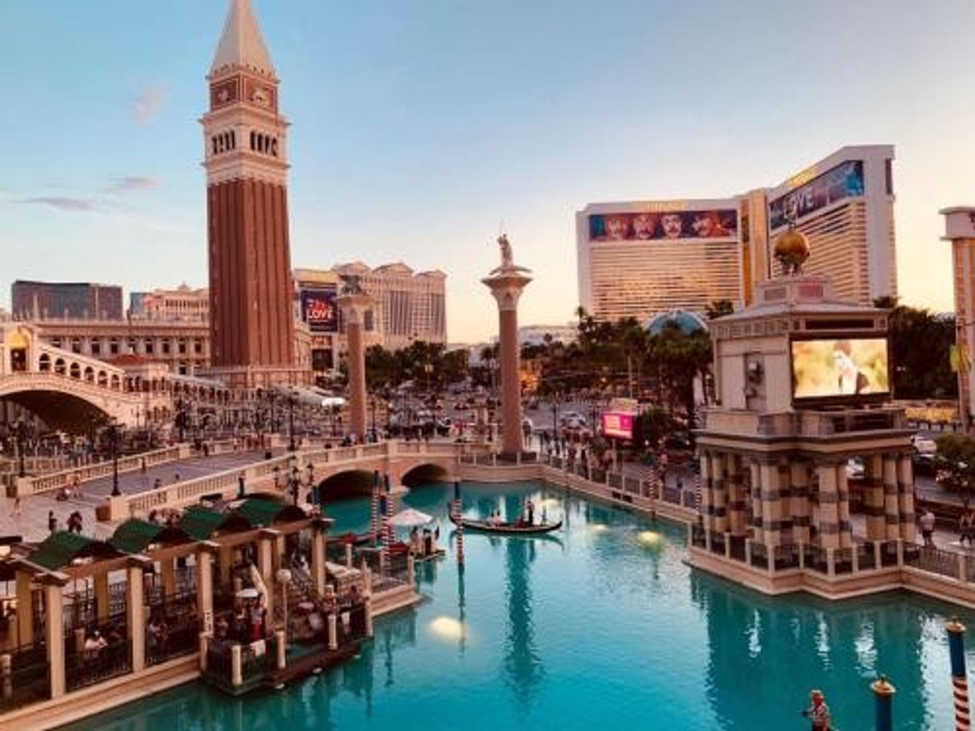 Elite Las Vegas Guided Tours: Discover Another Side of Sin City image 2