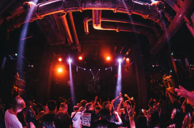 Turn Up at The Reserve: LA's Hottest Nightlife Spot image 4