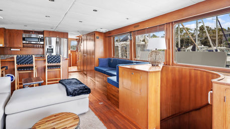 70' Defever Power Mega Yacht Charter in Marina Del Ray image 9