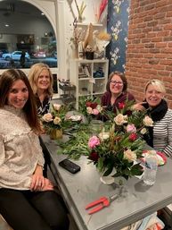 From Stem to Stunning: Floral Design Classes in Denver image 2