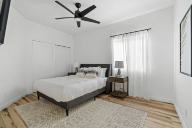 The Black Palm: Chic Desert Escape with Pool & Game Room image 14