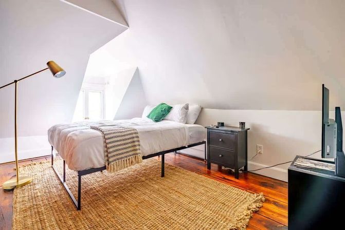 Jungle Fever: Designer Jungle-Inspired 3BR + Walk to Nightlife image 44
