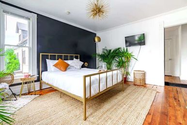 Jungle Fever: Designer Jungle-Inspired 3BR + Walk to Nightlife image 23
