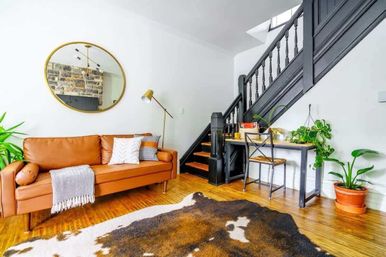 Jungle Fever: Designer Jungle-Inspired 3BR + Walk to Nightlife image 11