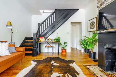 Jungle Fever: Designer Jungle-Inspired 3BR + Walk to Nightlife image 13