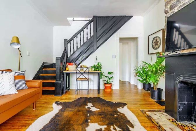 Jungle Fever: Designer Jungle-Inspired 3BR + Walk to Nightlife image 13