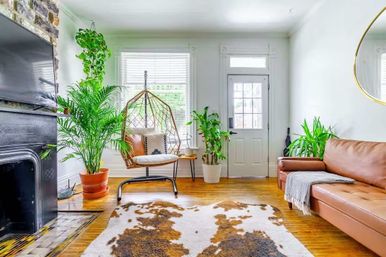 Jungle Fever: Designer Jungle-Inspired 3BR + Walk to Nightlife image 19