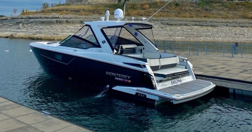 Luxury Yacht Party Rental on Lake Travis: 38' Monterey 378 with Captain, Aqua Lily Pad & More image 2