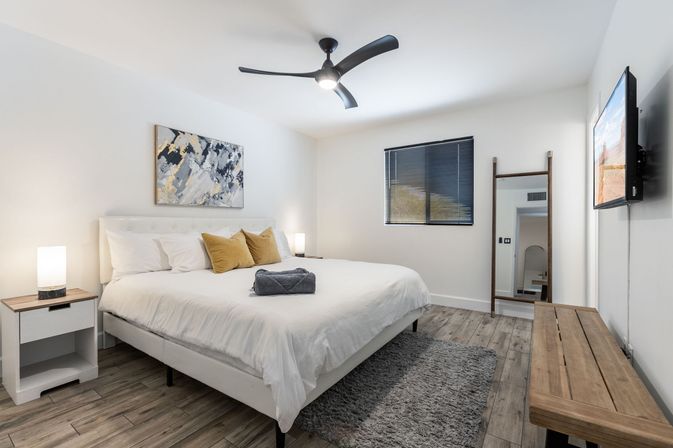 Scottsdale Retreat: Pool, Golf, Fire Pit & BBQ Fun image 9