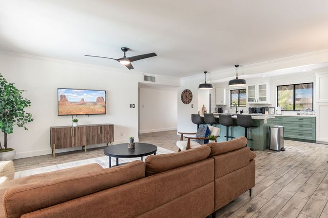 Scottsdale Retreat: Pool, Golf, Fire Pit & BBQ Fun image 5