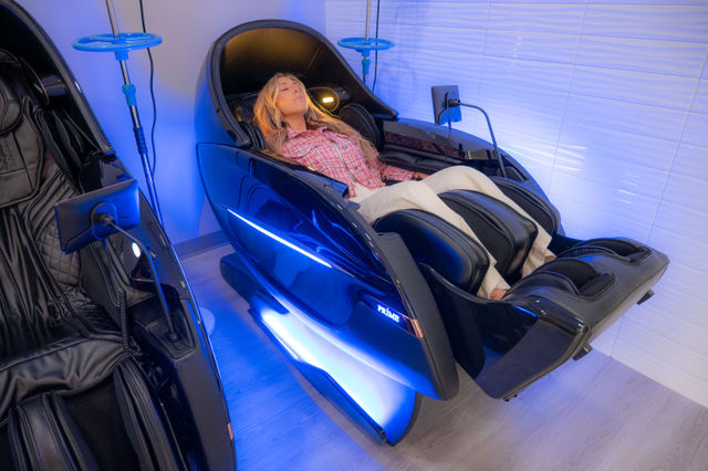 IV Drip Hydration with Zero-Gravity Massage Chairs image 4