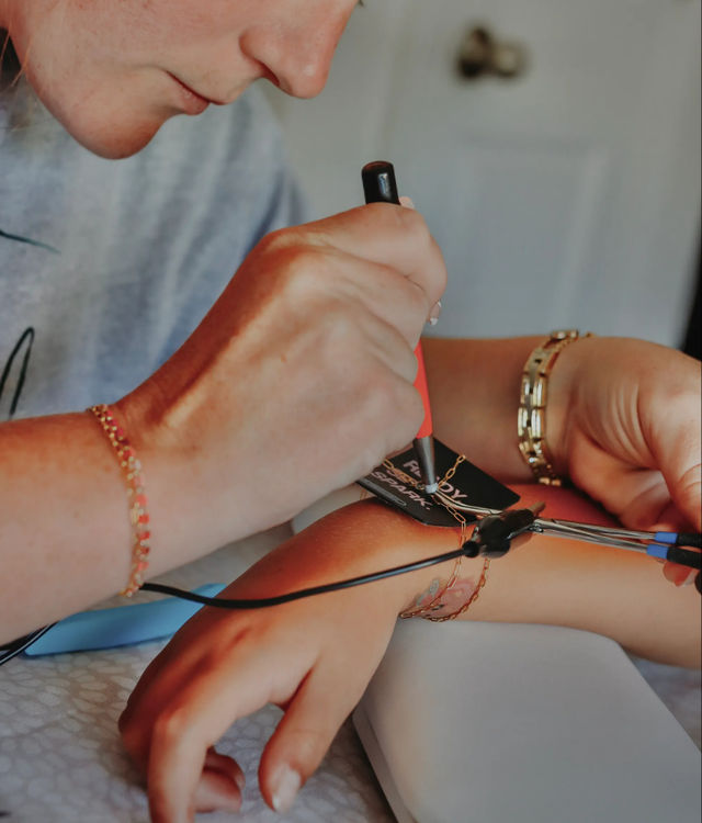 The Luxe Links Permanent Jewelry Experience image 4