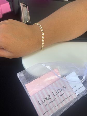 The Luxe Links Permanent Jewelry Experience image 6