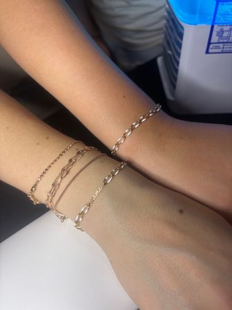 The Luxe Links Permanent Jewelry Experience image 13