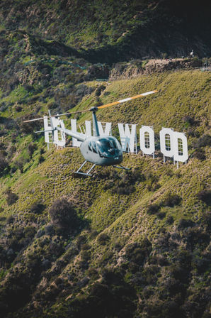 Private Helicopter Tour: Witness Iconic Landmarks with Complimentary Inflight Champagne image 2