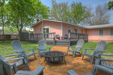 The Pink Haus: Luxe 3BR Retreat 1 Mile from Main Street with Firepit & Cozy Design image 52