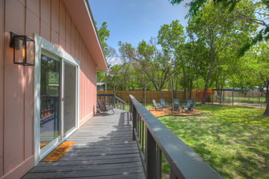 The Pink Haus: Luxe 3BR Retreat 1 Mile from Main Street with Firepit & Cozy Design image 62