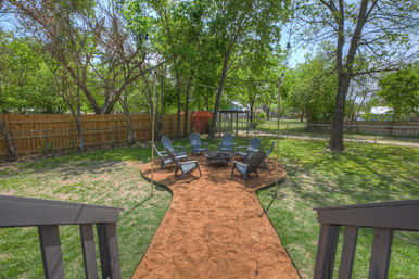 The Pink Haus: Luxe 3BR Retreat 1 Mile from Main Street with Firepit & Cozy Design image 42