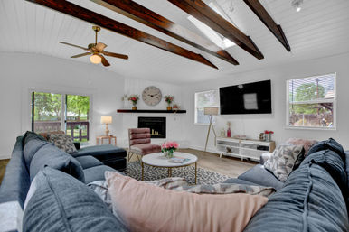 The Pink Haus: Luxe 3BR Retreat 1 Mile from Main Street with Firepit & Cozy Design image 20