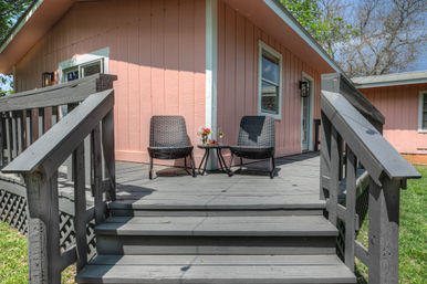 The Pink Haus: Luxe 3BR Retreat 1 Mile from Main Street with Firepit & Cozy Design image 56