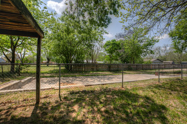 The Pink Haus: Luxe 3BR Retreat 1 Mile from Main Street with Firepit & Cozy Design image 51