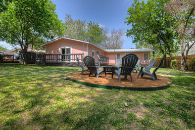 The Pink Haus: Luxe 3BR Retreat 1 Mile from Main Street with Firepit & Cozy Design image 53