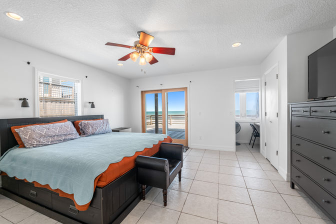 Sun Kissed: 5BR Oceanfront Home with Epic Front Deck in South Ponte Beach image 22