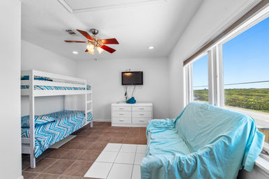 Sun Kissed: 5BR Oceanfront Home with Epic Front Deck in South Ponte Beach image 33