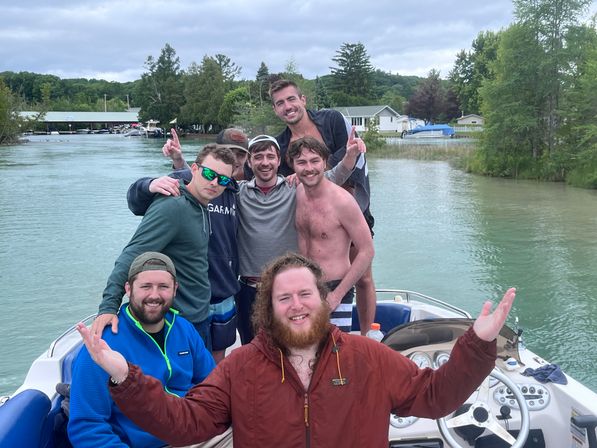 4-Hour Signature Lake Leelanau Tour image 3