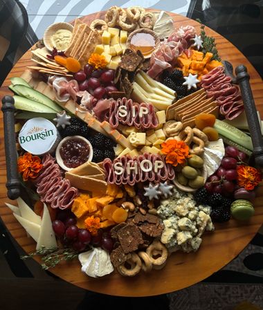 Artisan Charcuterie Boards & Grazing Tables image 1
