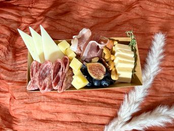 Artisan Charcuterie Boards & Grazing Tables image 3
