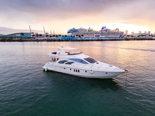 55' AZIMUT Dream II Yacht Charter Experience image 1