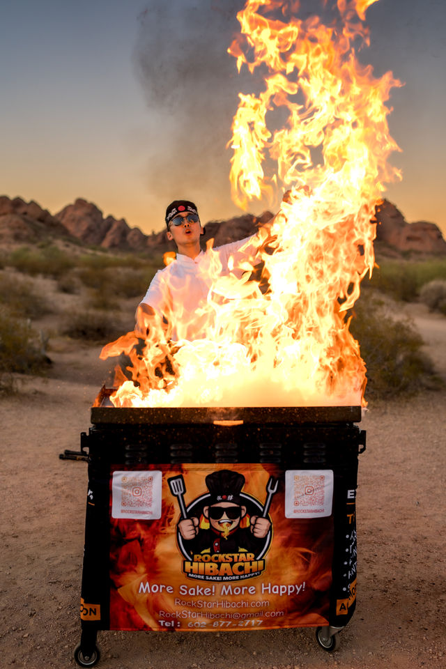 Private Hibachi Chef Dining & Fire Show Experience with Unlimited Sake at Your Own Home image 3
