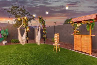 Tropic Oasis: Stylish Rental with Heated Pool, Mural Wall & Views of Camelback Mountain image 24