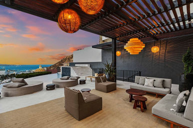 Luxury Cabo Villa: 8BR Lucia Noir for Up to 24 Guests image 11