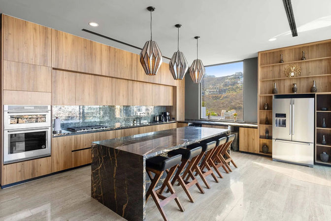 Luxury Cabo Villa: 8BR Lucia Noir for Up to 24 Guests image 18