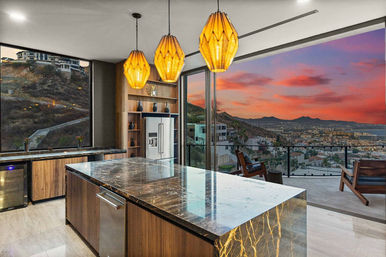 Luxury Cabo Villa: 8BR Lucia Noir for Up to 24 Guests image 20