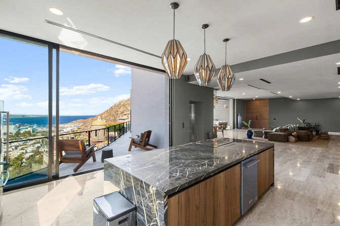 Luxury Cabo Villa: 8BR Lucia Noir for Up to 24 Guests image 19