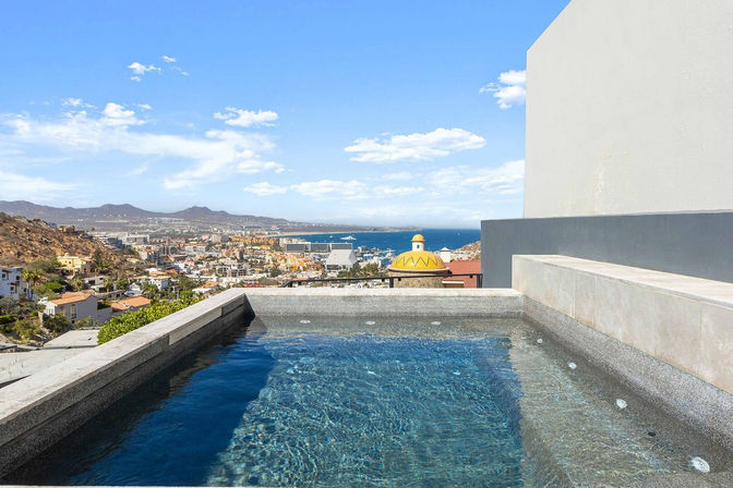 Luxury Cabo Villa: 8BR Lucia Noir for Up to 24 Guests image 10