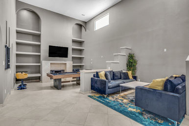 Grand Casa: 8 BR/4 Bath with 19 Beds for Up to 28 Guests image 2