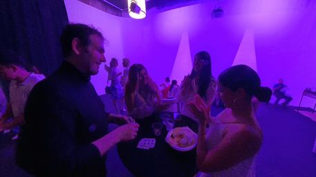Get Into Your Friends Heads! Private Mind Reading and Magic Experience image 15