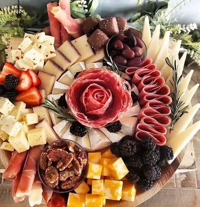 Luxury Group Picnics: Charcuterie Board, Dessert, Games & More image 3